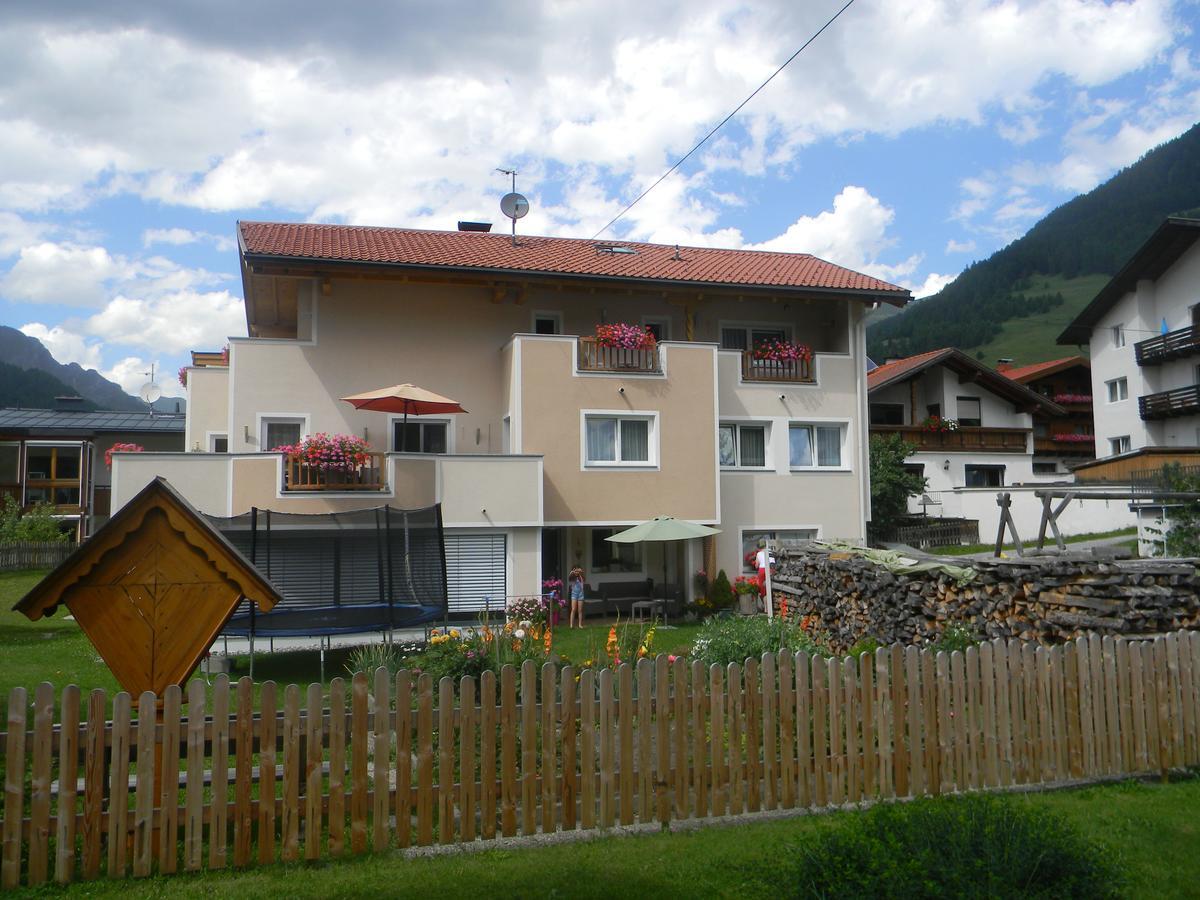 Haus Zentner Hotel Nauders Kültér fotó